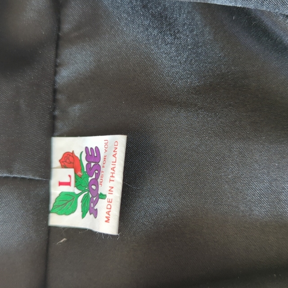 Reversible Green/black dragon robe. - Picture 3 of 4